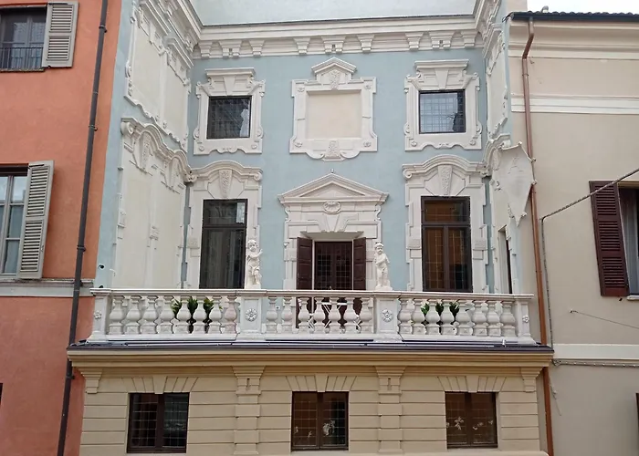 Palazzo Arrivabene B&B